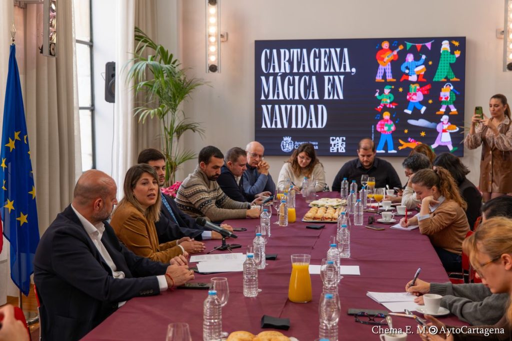 La alcaldesa de Cartagena, Noelia Arroyo, durante el balance de gestión de 2025 tras la bajada del paro en 931 personas