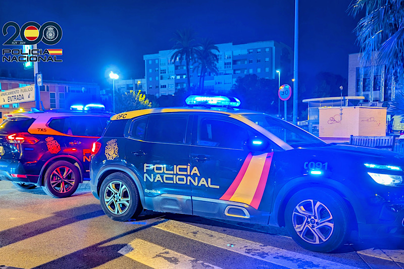 Coches de policía en servicio