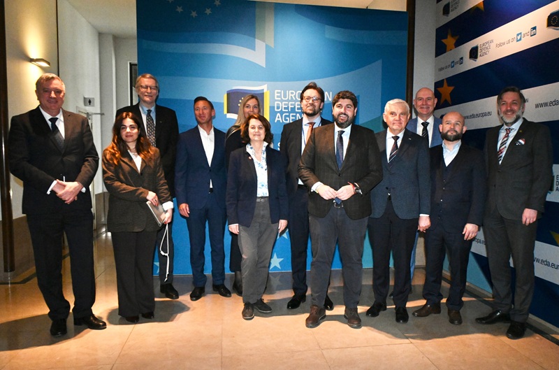 Agencia Europea Defensa