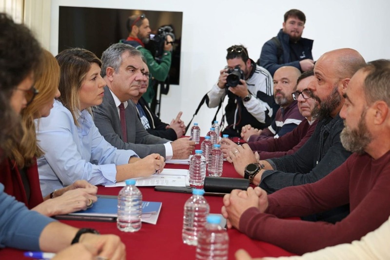reunion entre ayuntamiento y trabajadores