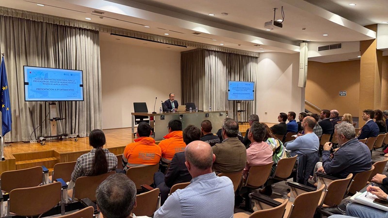 Jornada del Gobierno regional sobre el plan de prevención de inundaciones en la Región de Murcia