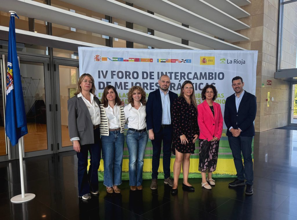 Imagen de la delegación de la Agencia Tributaria de la Región que ha participado en el foro de intercambio de mejores prácticas entre administraciones tributarias.