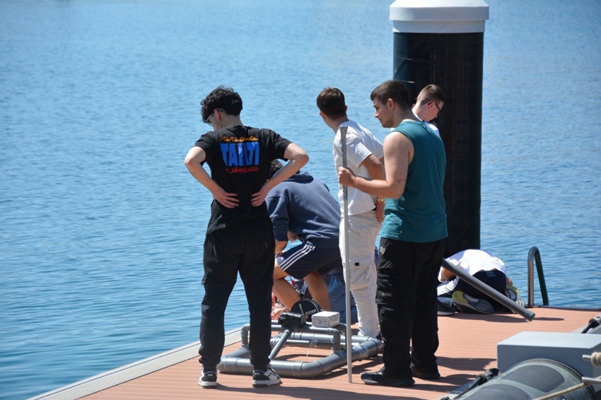 Un programa educativo acerca a 240 estudiantes al conocimiento del fondo oceánico 