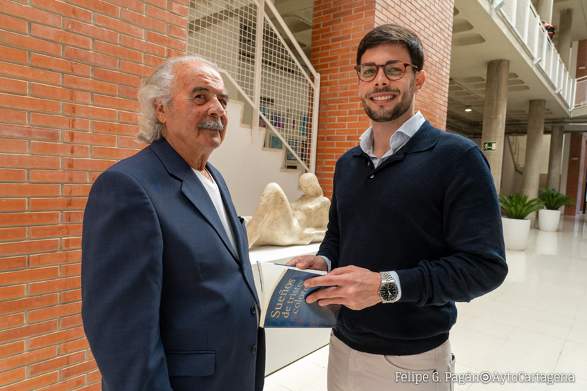 Peter Fern y el concejal delegado de Cultura, Ignacio Jáudenes