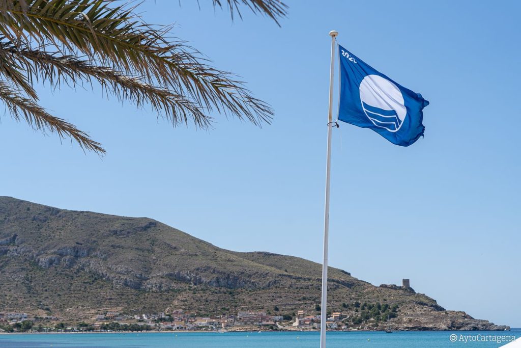 bandera azul playa