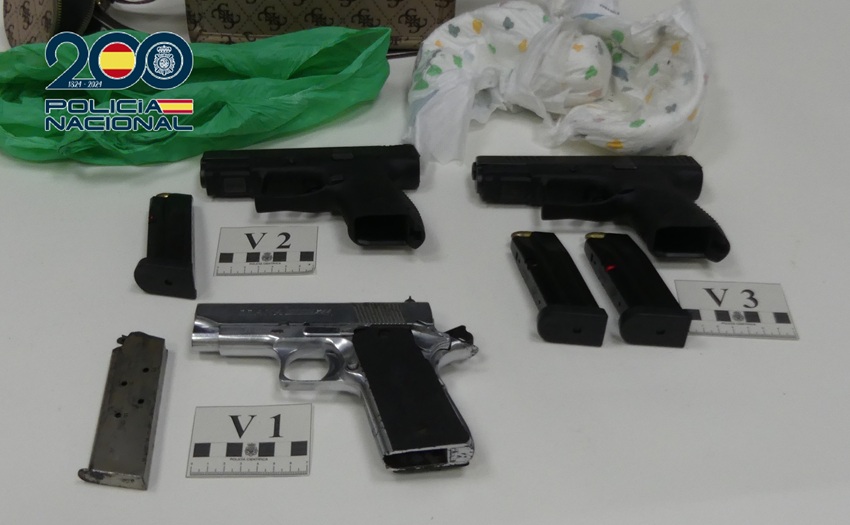policia detenidos tenencia ilícita armas