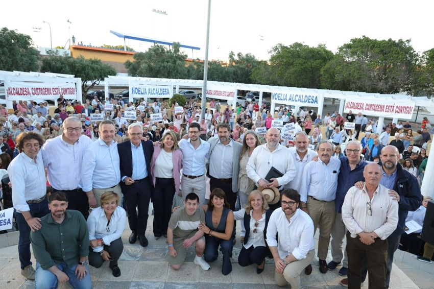 noelia arroyo moción censura