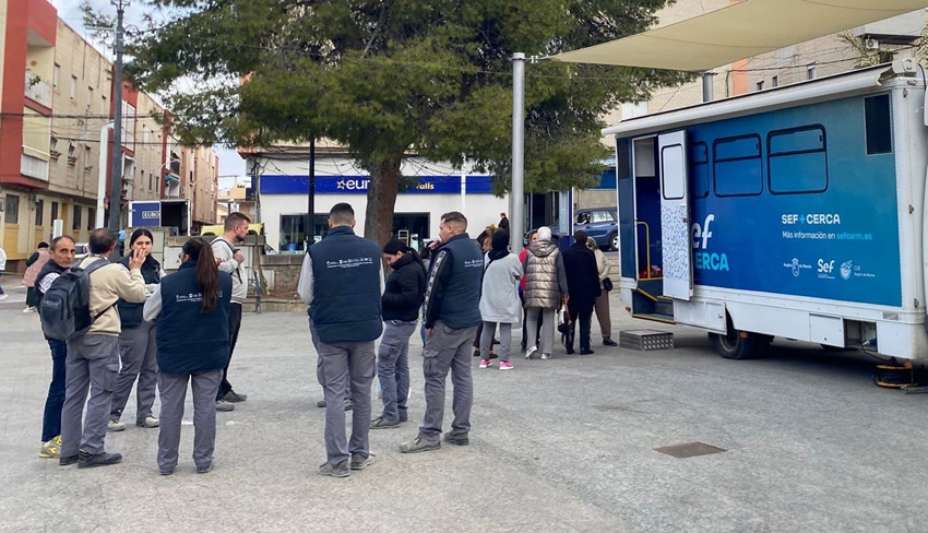SEF+Cerca unidad móvil empleo