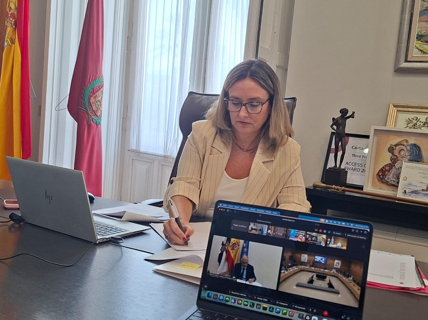 Comunidad apoyo crisis migratoria