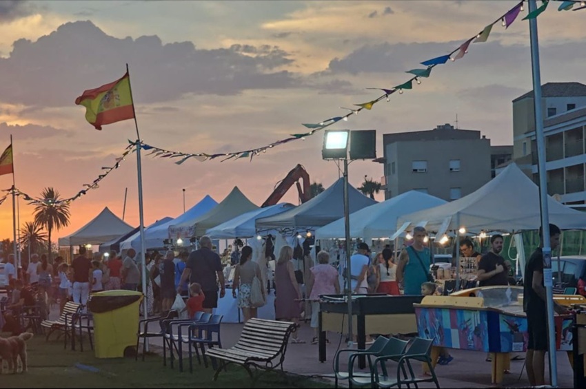 Mercadillo Islas Menores Cartagena